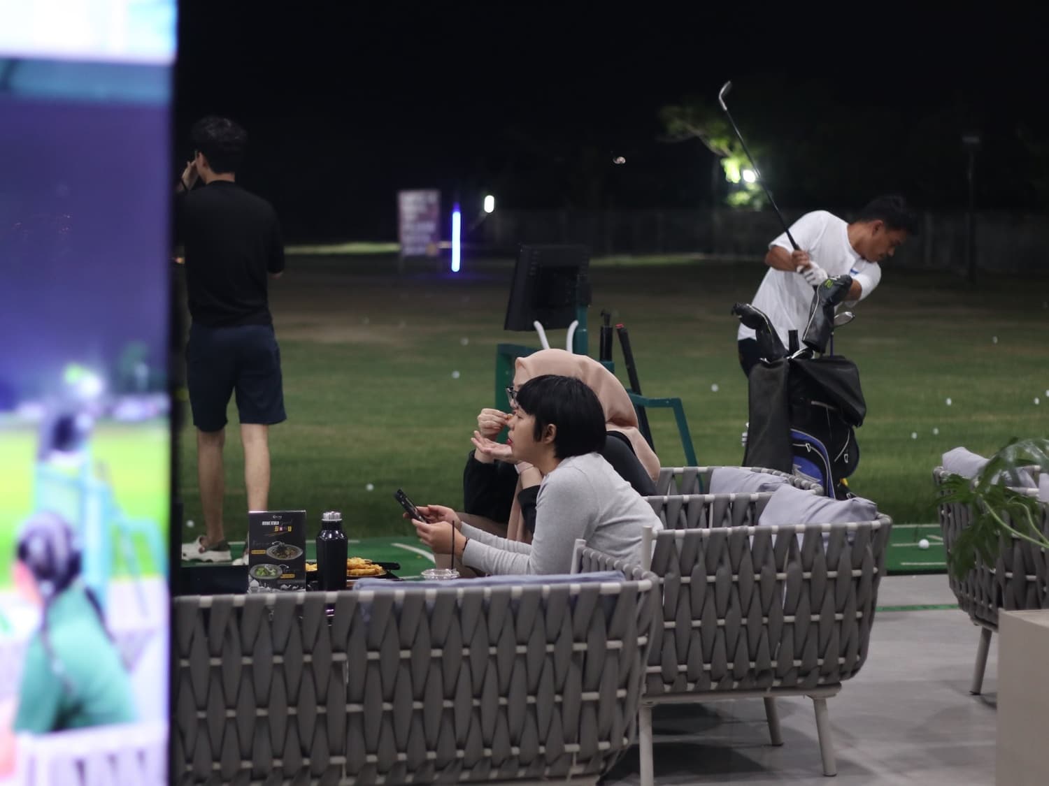 Image G Swing Driving Range 4